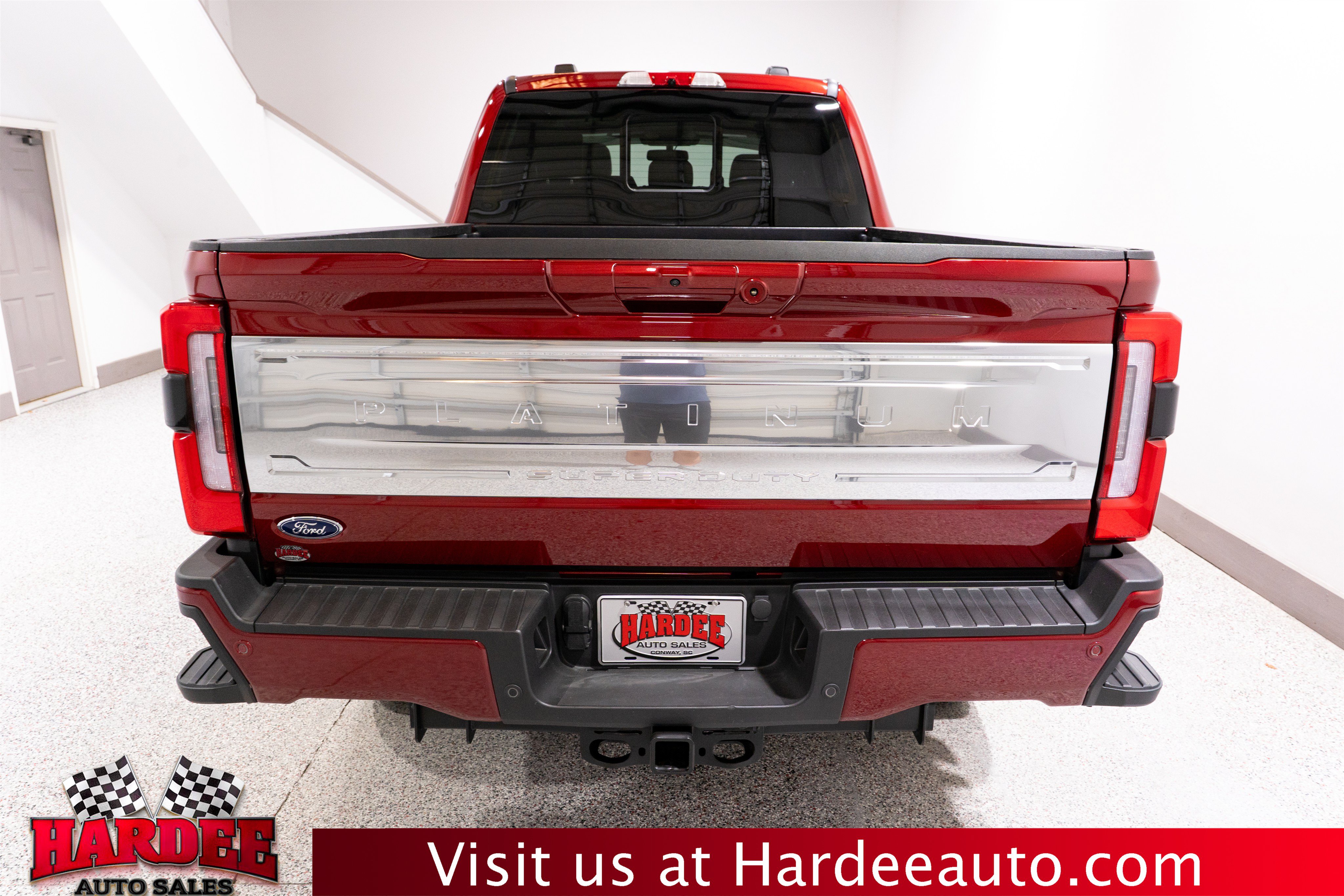 Used 2025 Ford F250 Platinum w/ Platinum Plus Package AWD/4WD image 4