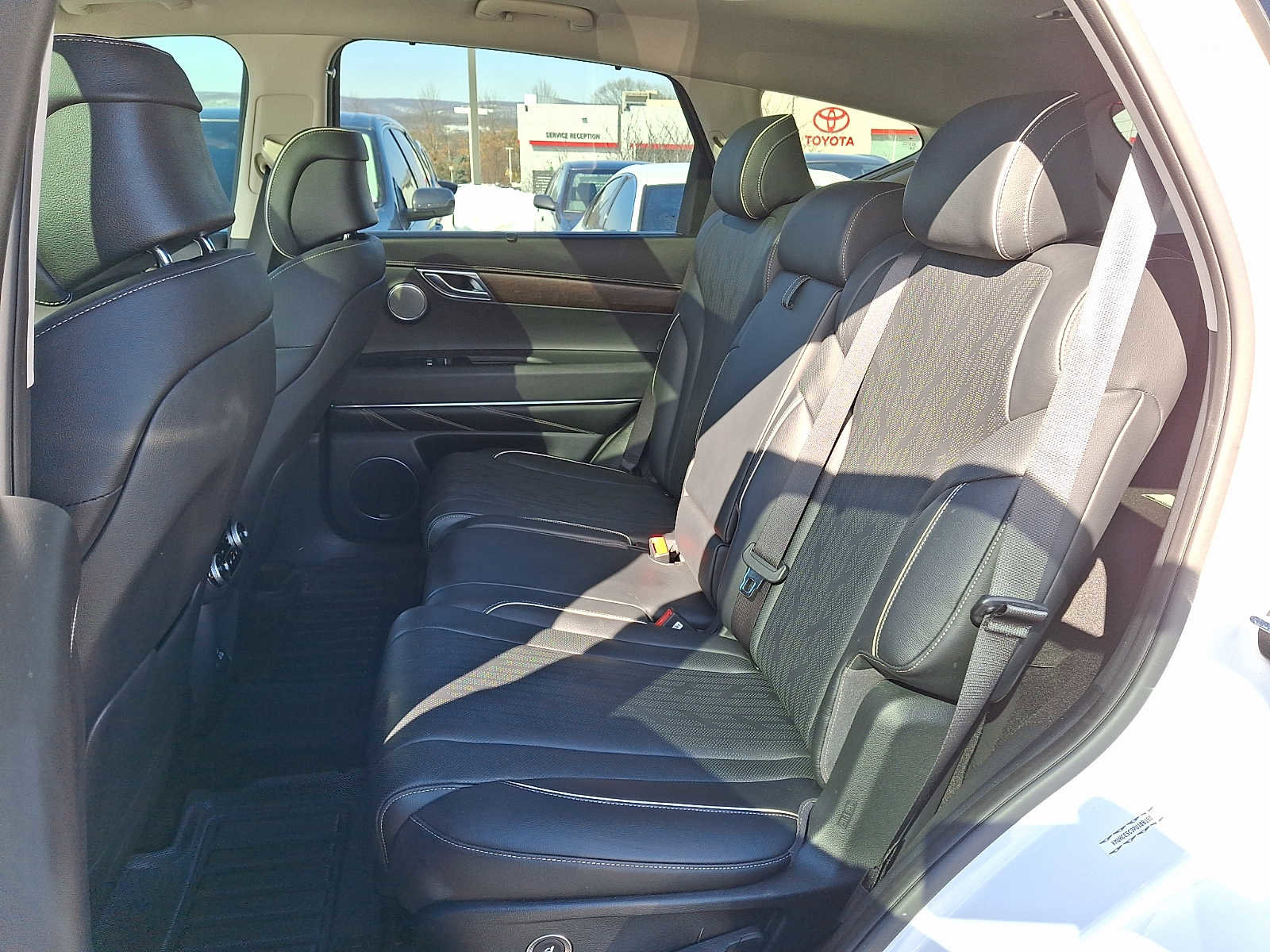 Used 2023 Genesis GV80 3.5T w/ Advanced Package image 8