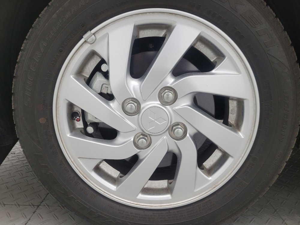 Used 2024 Mitsubishi Mirage LE FWD image 31