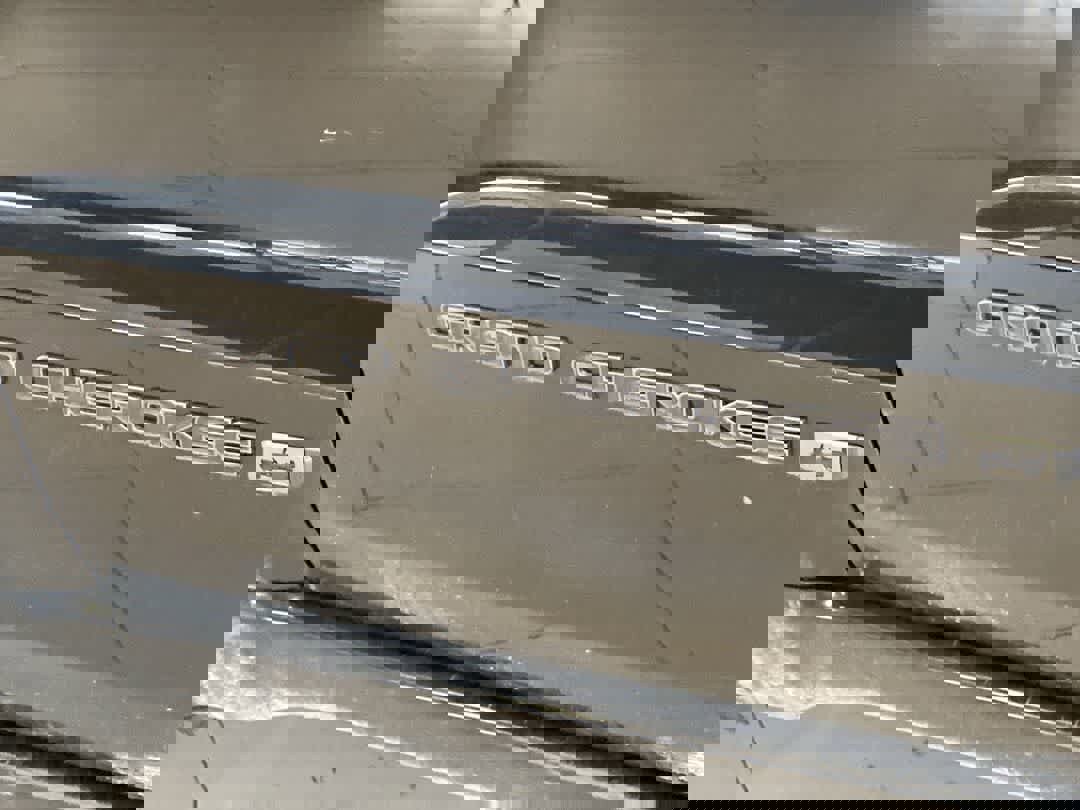 Used 2021 Jeep Grand Cherokee Limited w/ Quick Order Package 2GK 80th image 12