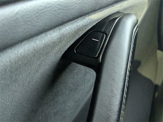 Used 2019 Tesla Model 3 Standard Range Plus image 23