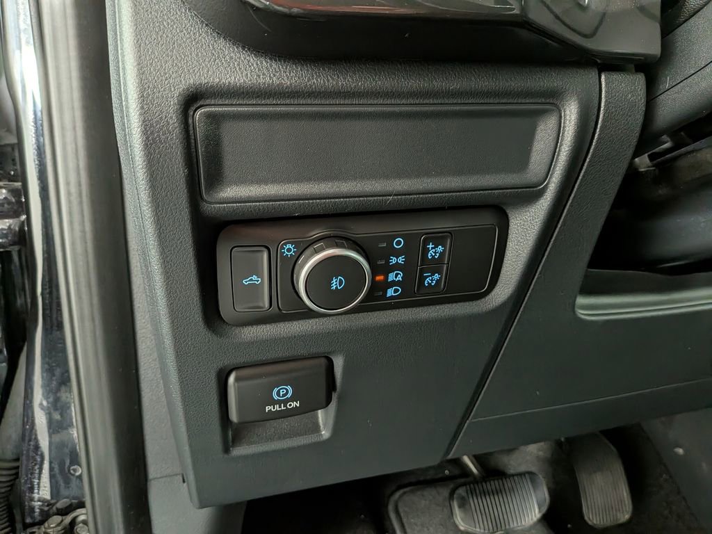 Used 2022 Ford F150 XL w/ STX Appearance Package image 16