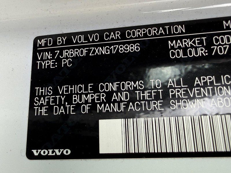 Certified 2022 Volvo S60 T8 R-Design Expression w/ Premium Package AWD/4WD image 25