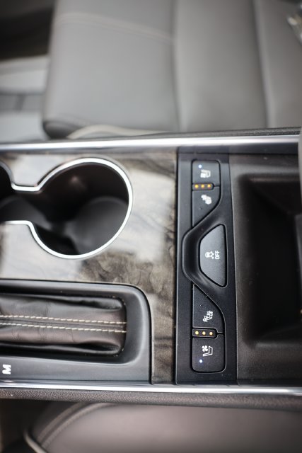 Used 2015 Chevrolet Impala LTZ FWD image 33