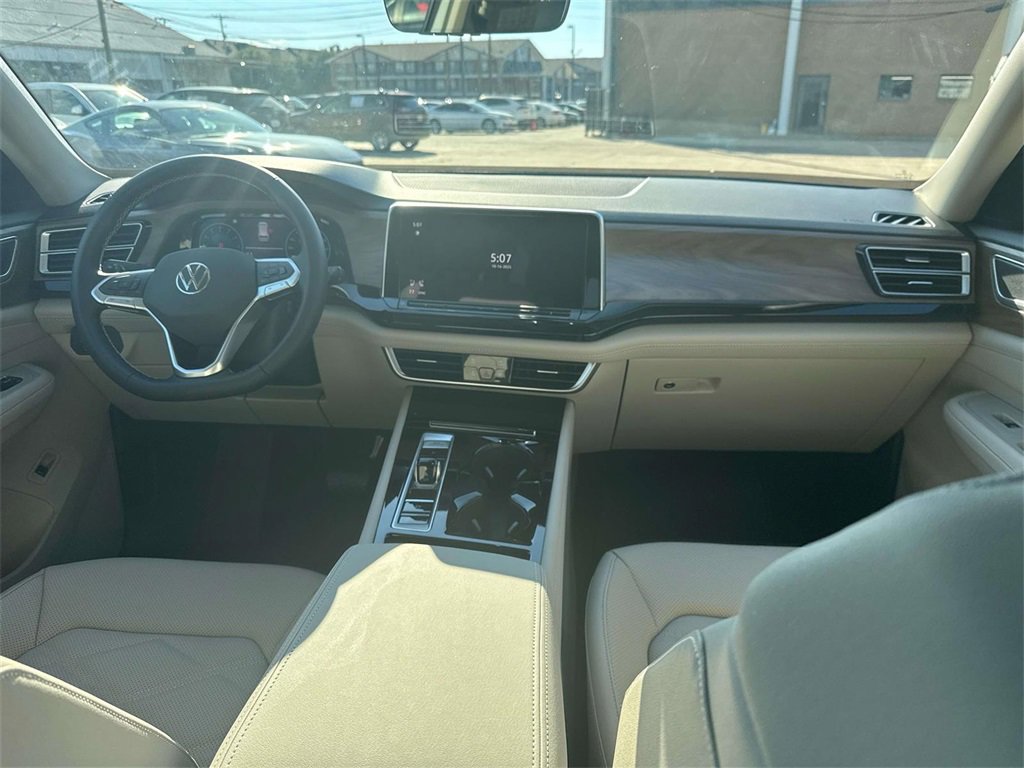 New 2026 Volkswagen Atlas SE image 16