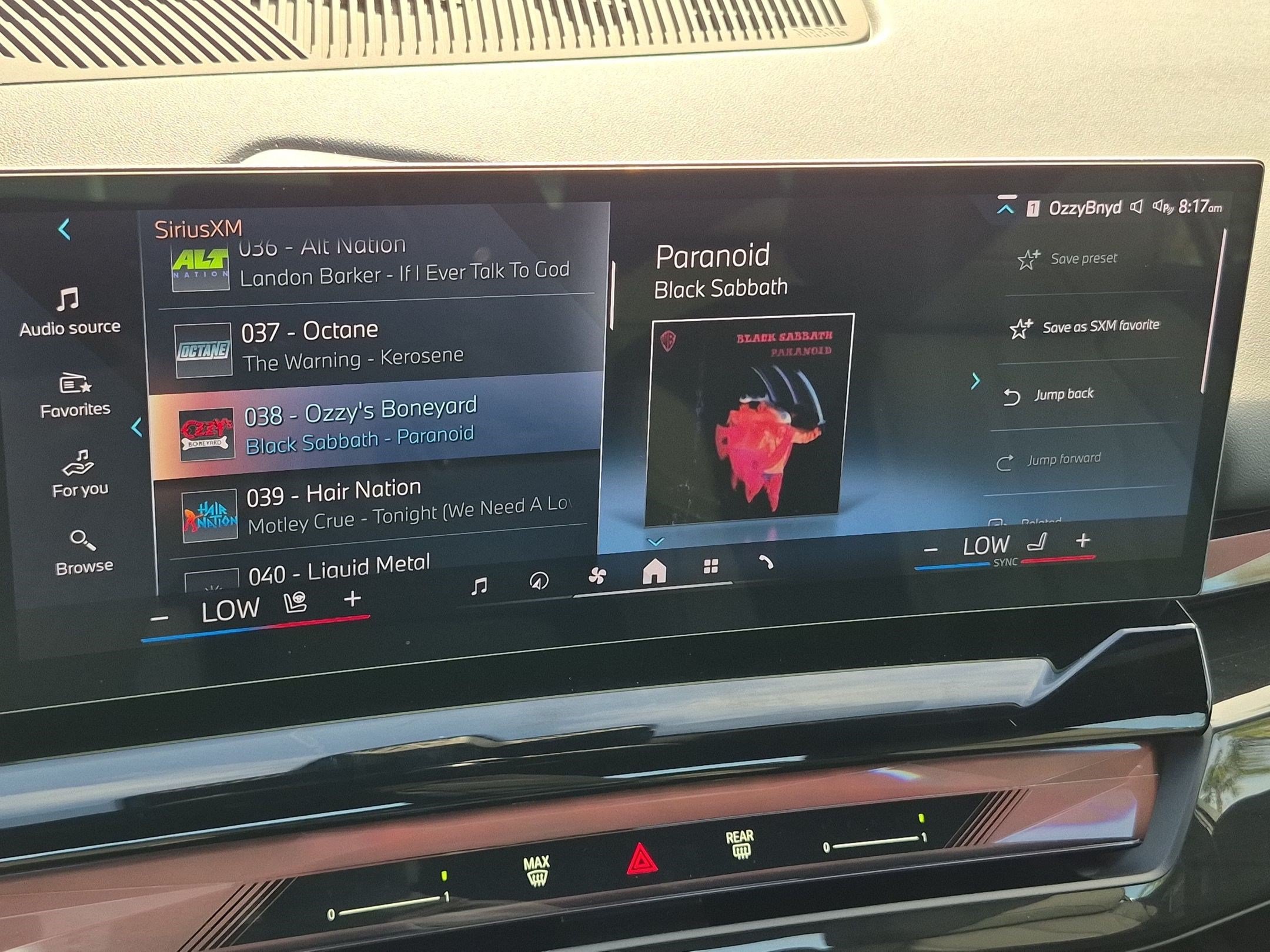 Used 2024 BMW i5 eDrive40i w/ M Sport Package RWD image 22