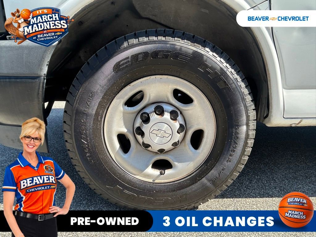 Used 2019 Chevrolet Express 2500 Extended w/ Driver Convenience Package image 10