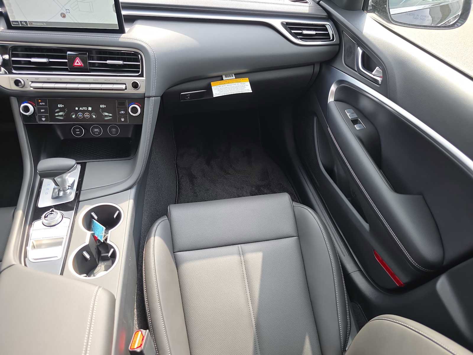 New 2026 Genesis G70 2.5T image 14