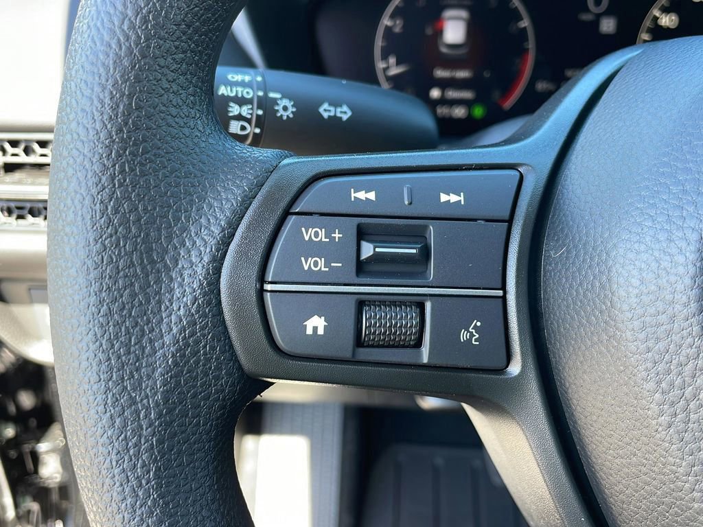 New 2026 Honda HR-V LX image 28