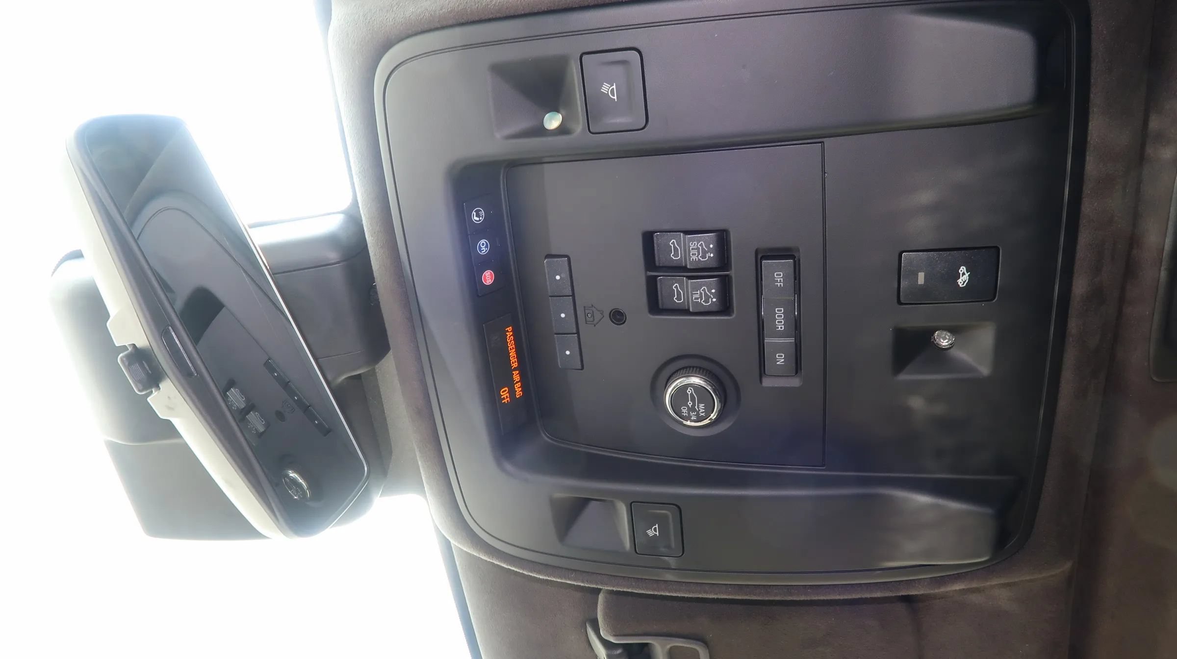 Used 2020 Cadillac Escalade Platinum AWD/4WD image 36