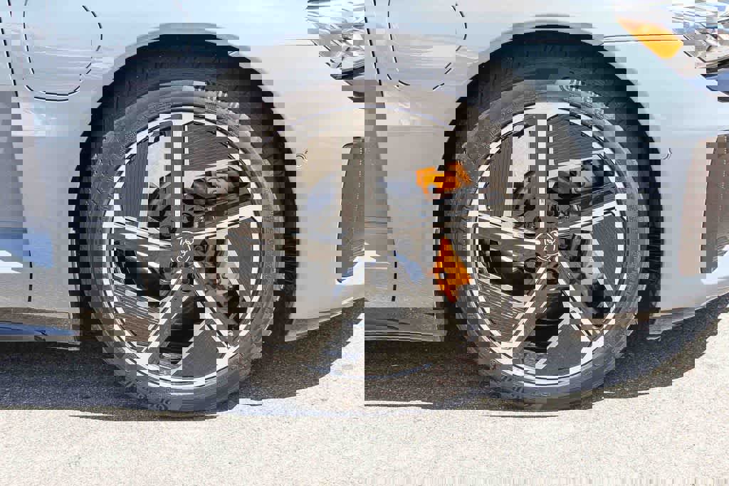 Used 2024 Audi RS e-tron GT w/ Carbon Performance Package image 9