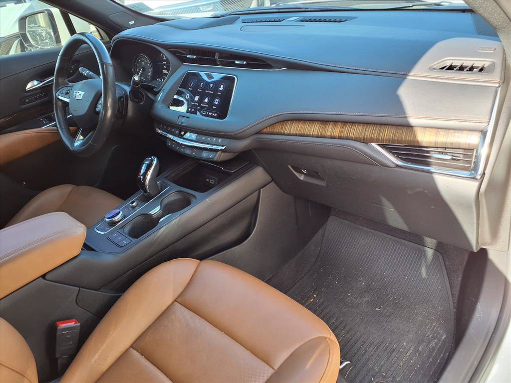 Used 2023 Cadillac XT4 Sport FWD image 8