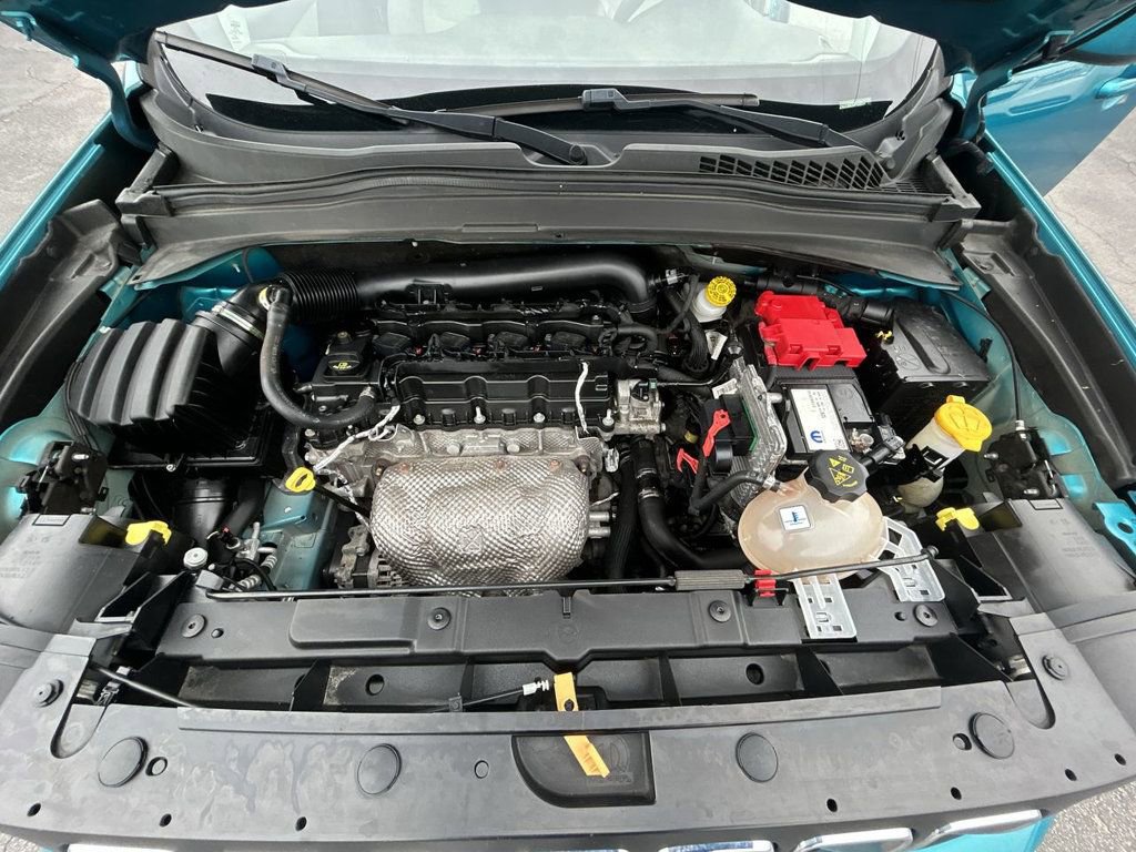 Used 2021 Jeep Renegade Latitude FWD image 11