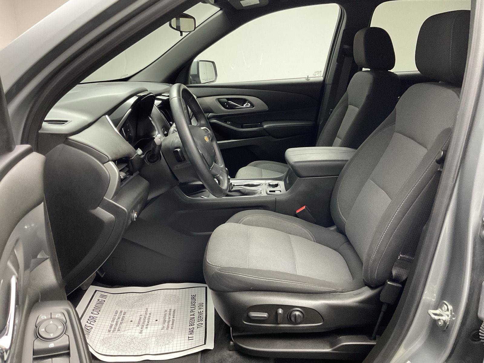 Certified 2023 Chevrolet Traverse LT FWD image 12
