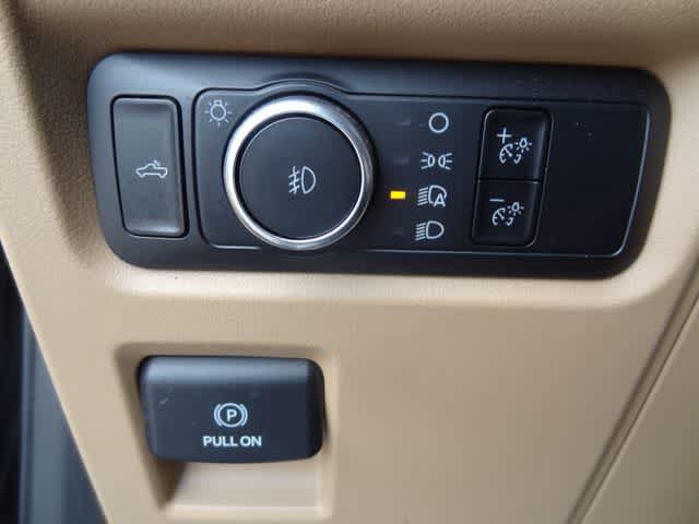 Certified 2023 Ford F150 XLT AWD/4WD image 17