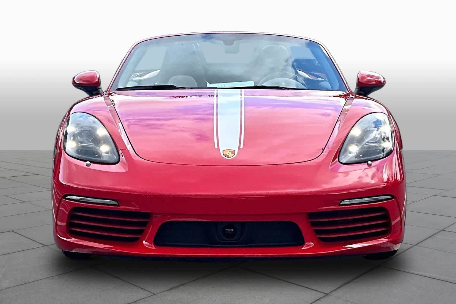 Used 2024 Porsche 718 Boxster RWD image 4