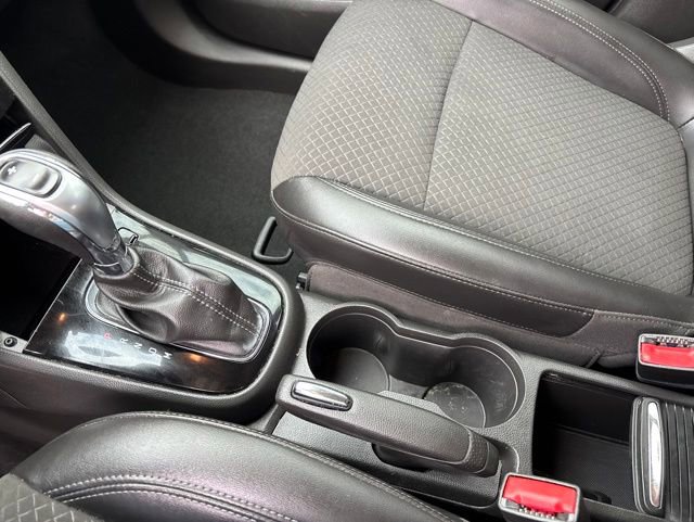 Used 2020 Buick Encore Preferred AWD/4WD image 24