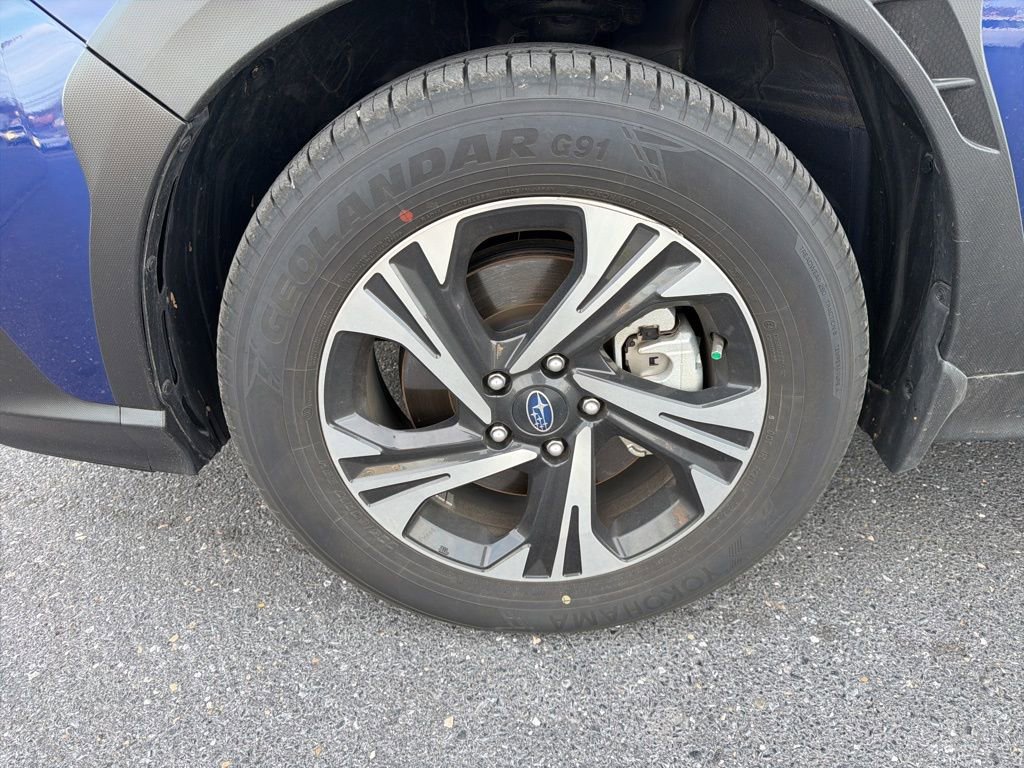 Certified 2025 Subaru Crosstrek 2.0i Premium image 13