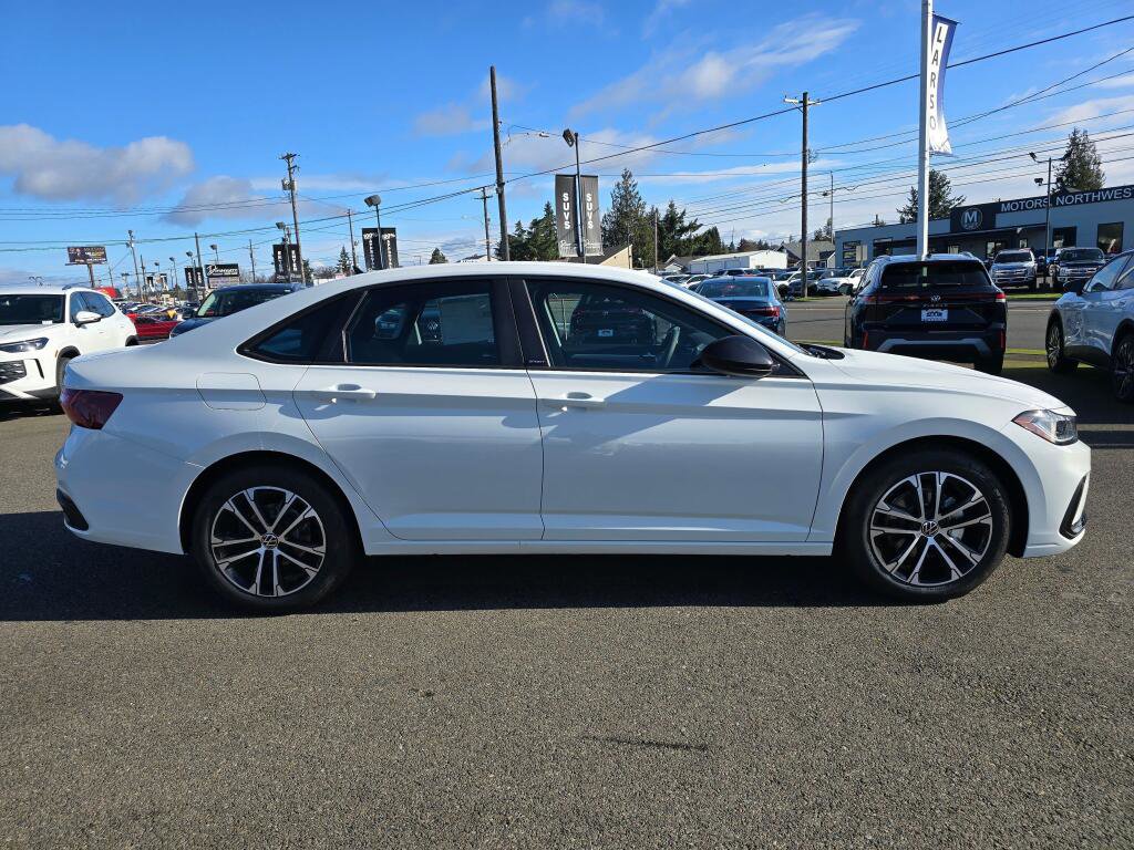 New 2026 Volkswagen Jetta Sport FWD image 2