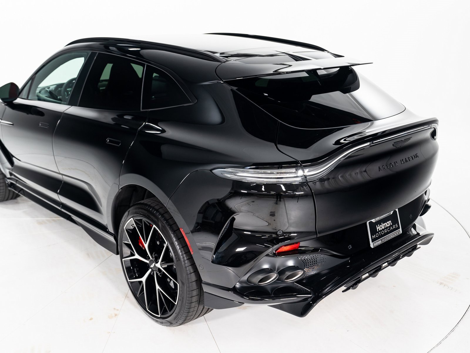 Used 2025 Aston Martin DBX 707 image 42