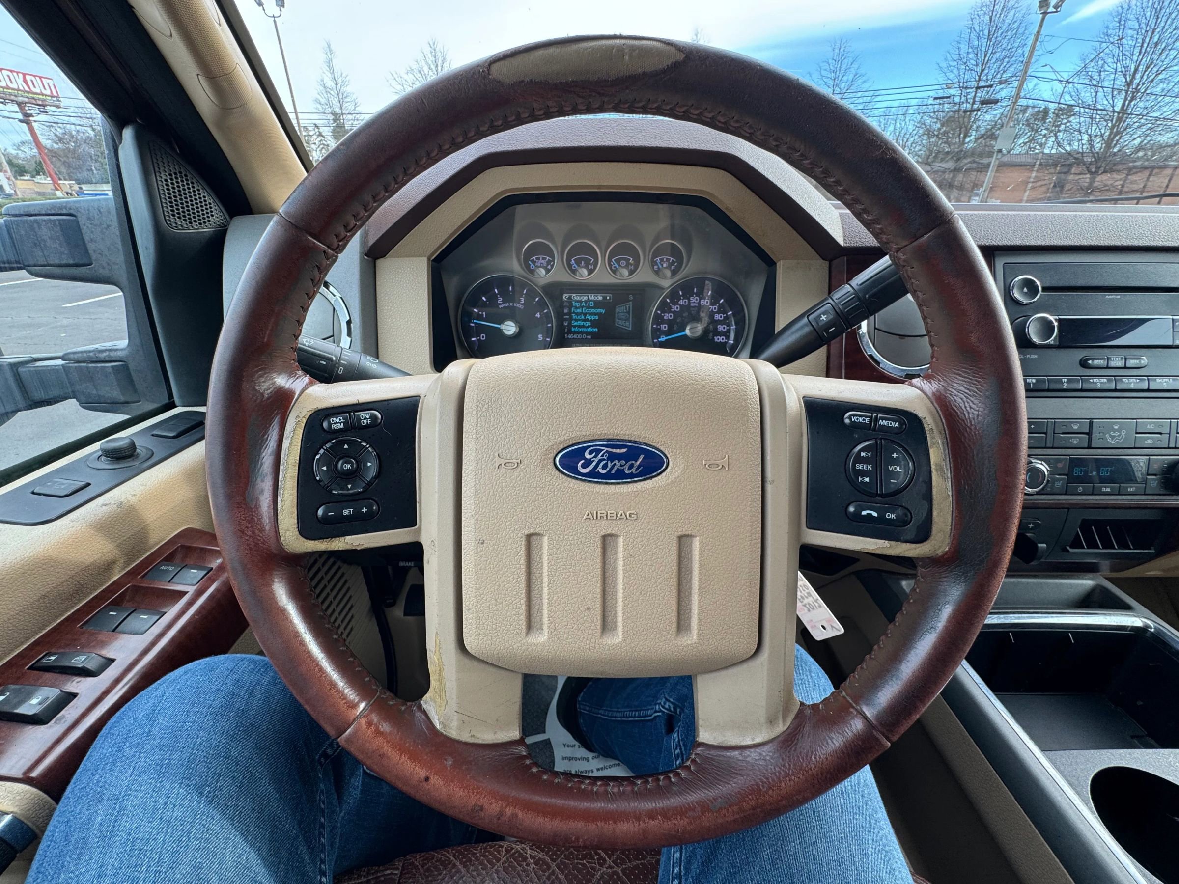 Used 2012 Ford F350 King Ranch w/ King Ranch w/Chrome Pkg AWD/4WD image 26