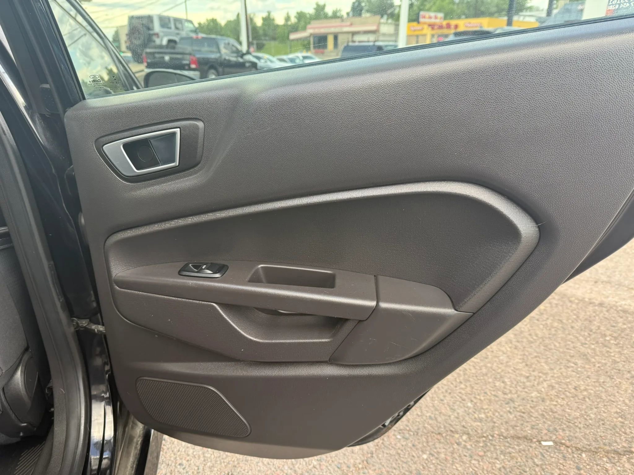 Used 2016 Ford Fiesta ST FWD image 16