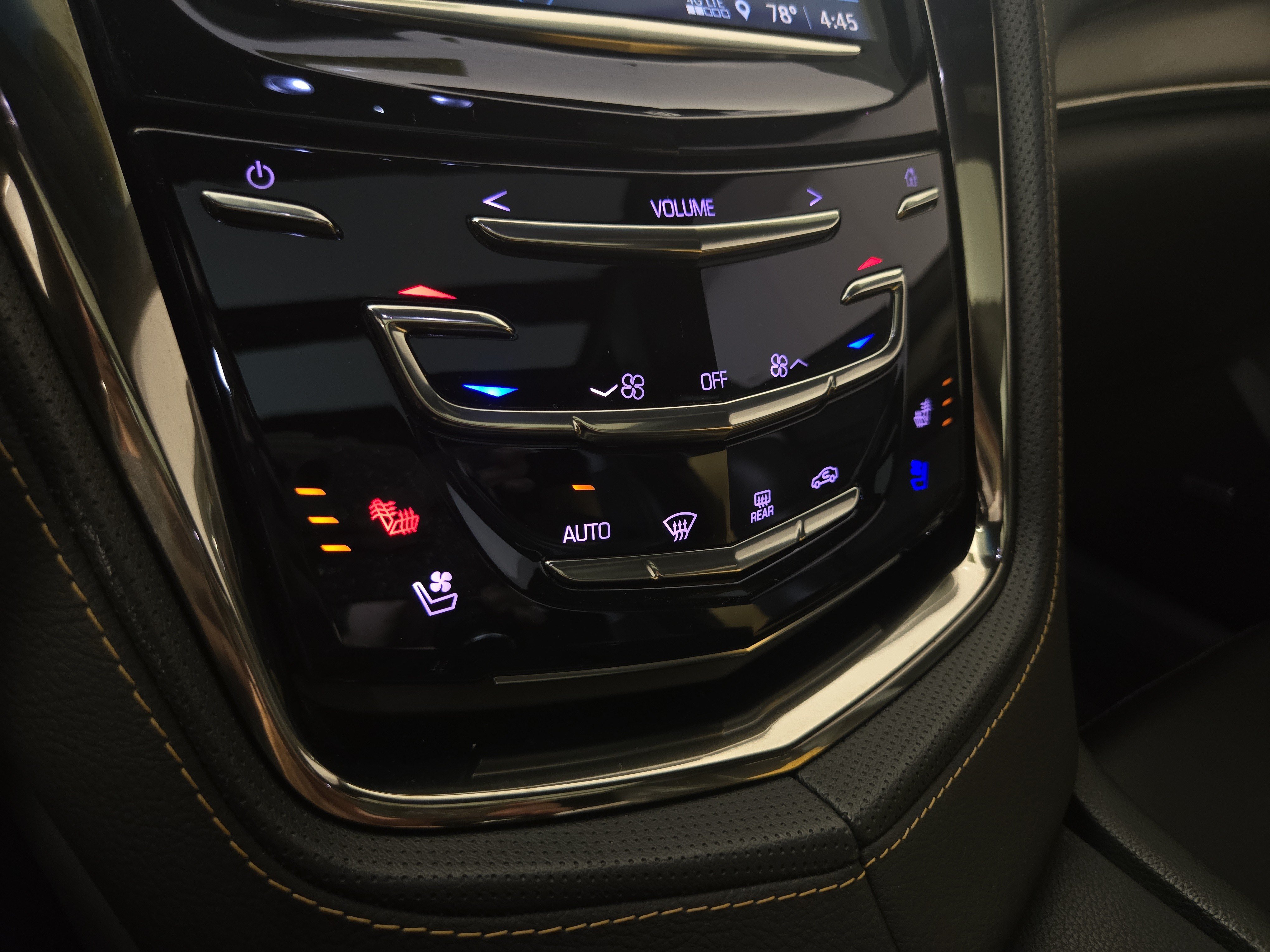 Used 2019 Cadillac CTS V w/ Carbon Fiber Package RWD image 28