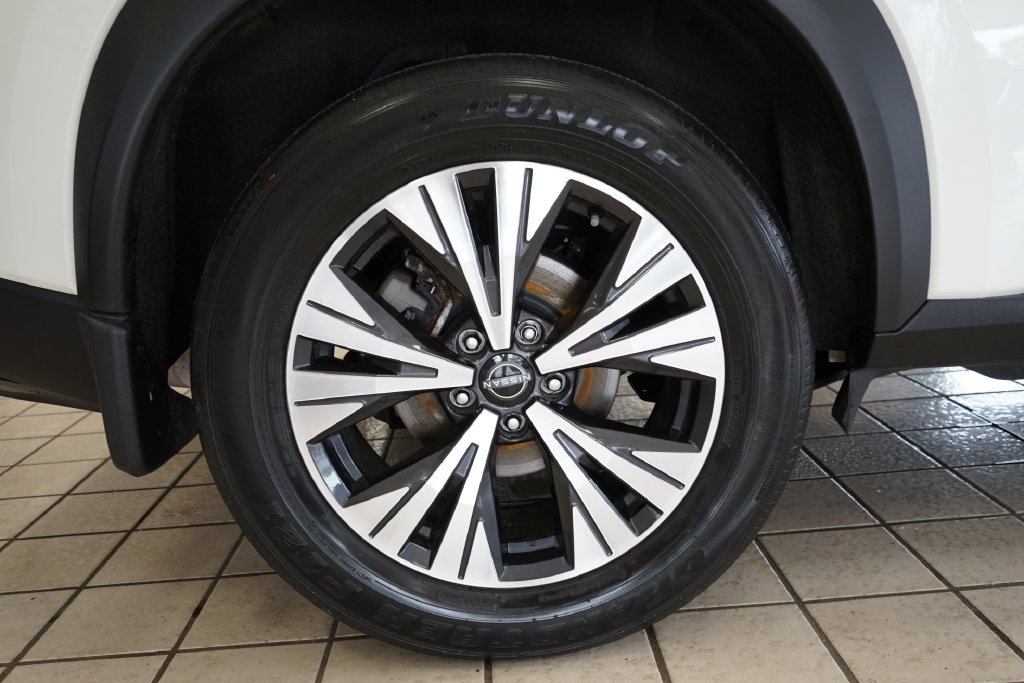 Used 2023 Nissan Rogue SL AWD/4WD image 53