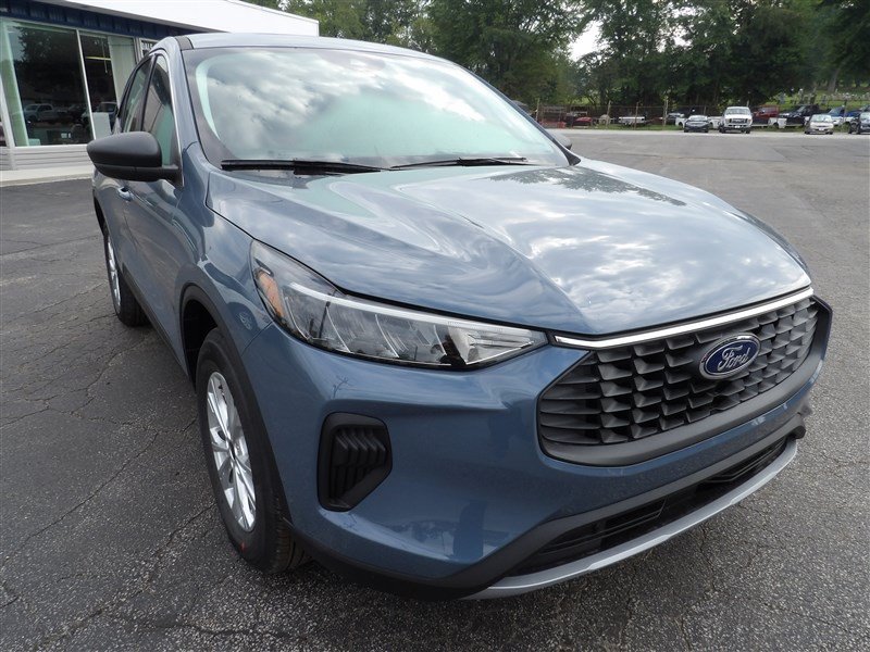 Used 2024 Ford Escape Active w/ Tech Pack #1 AWD/4WD image 12