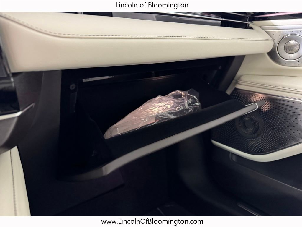 New 2026 Lincoln Nautilus Black Label w/ Jet Appearance Package image 54