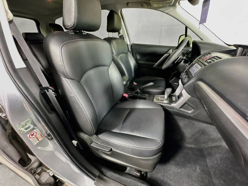 Used 2014 Subaru Forester 2.0XT Touring AWD/4WD image 35