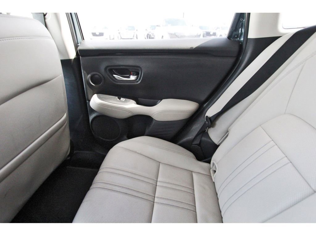 Used 2025 Honda HR-V EX-L image 12