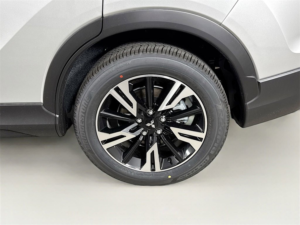 New 2025 Mitsubishi Eclipse Cross SE image 31
