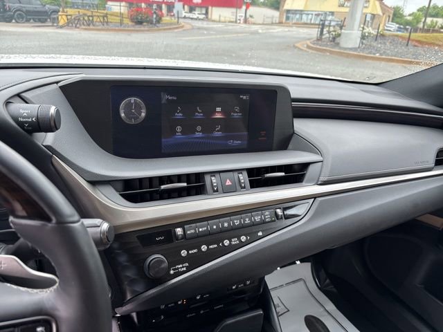 Used 2020 Lexus ES 350 w/ Premium Package FWD image 17