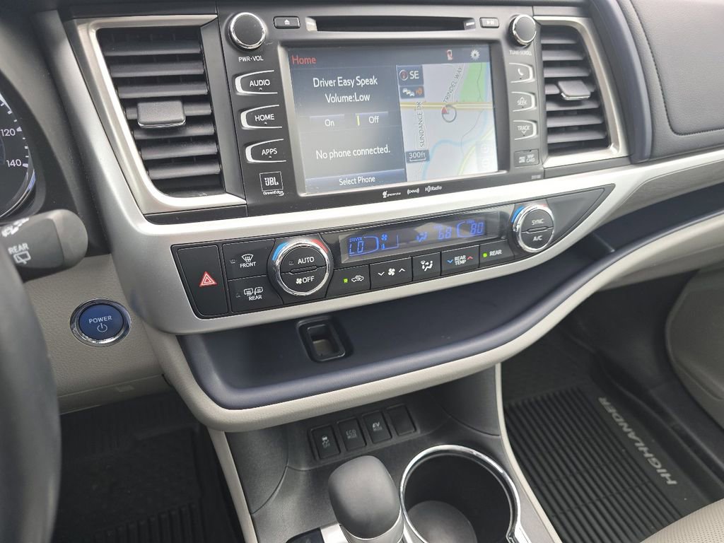 Used 2017 Toyota Highlander Limited image 31