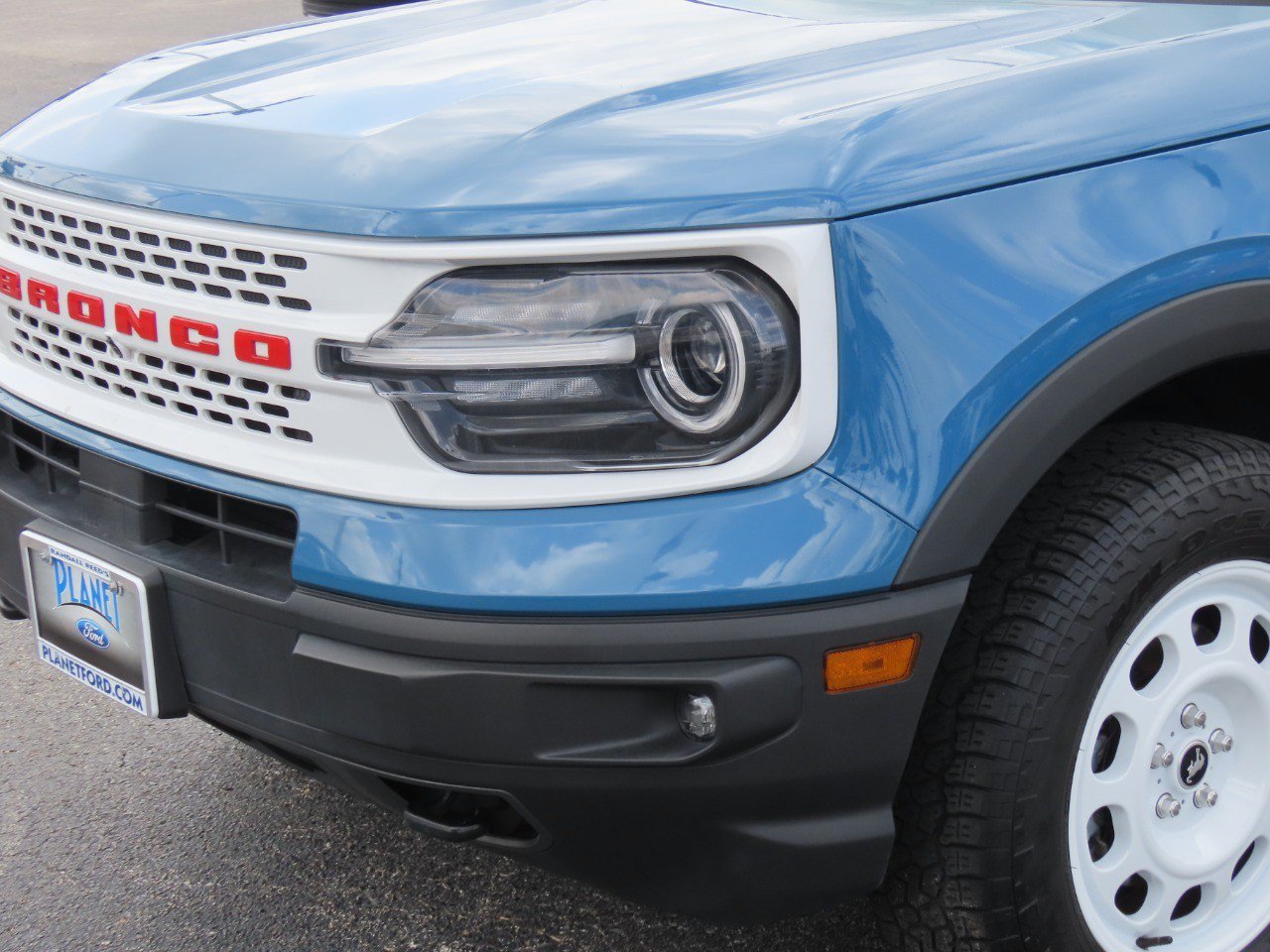 Used 2023 Ford Bronco Sport Heritage Limited AWD/4WD image 3