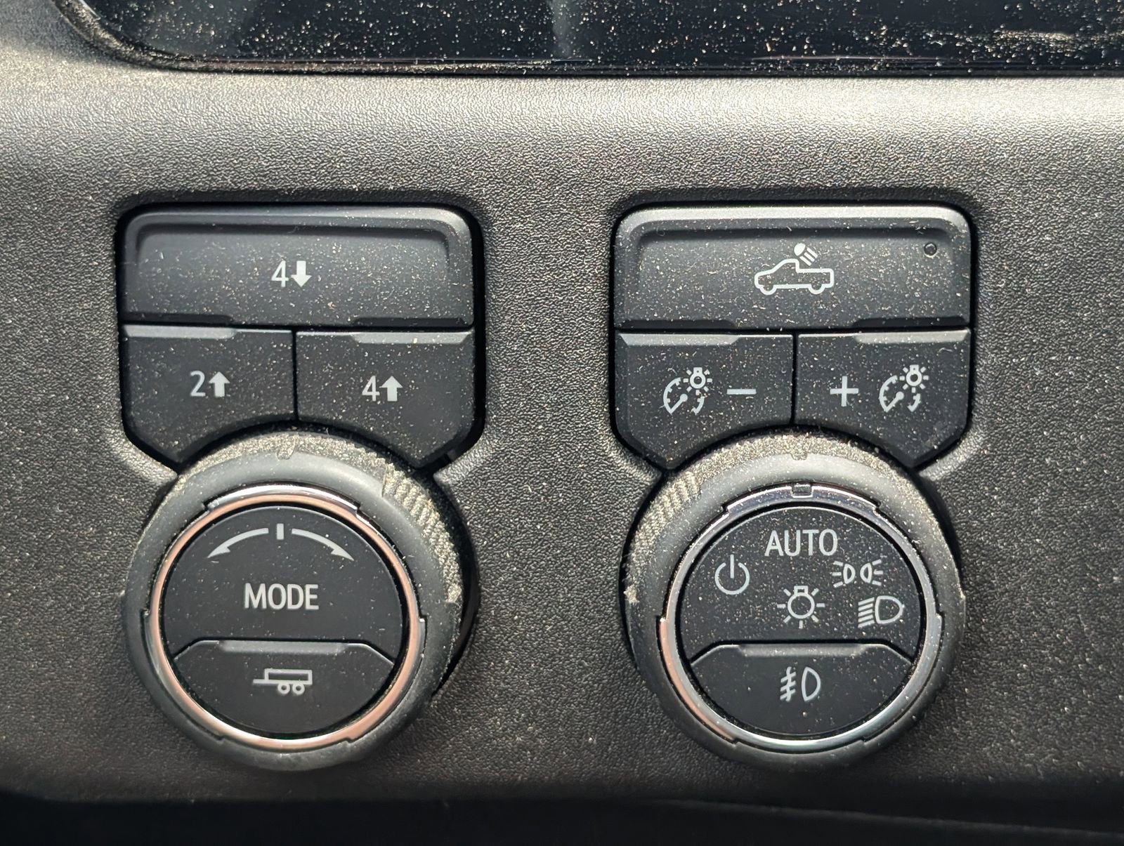 Used 2025 Chevrolet Silverado 2500 LT AWD/4WD image 13