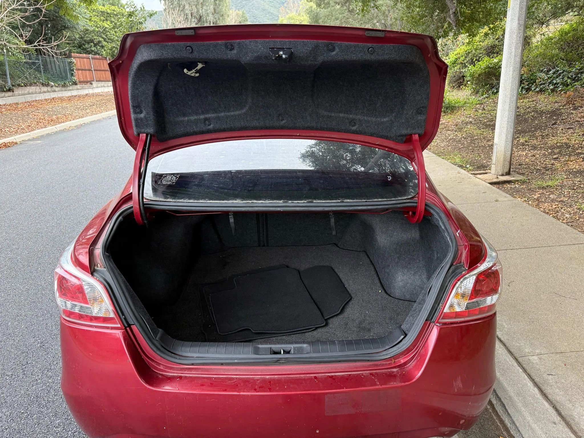 Used 2013 Nissan Altima 3.5 SV FWD image 5