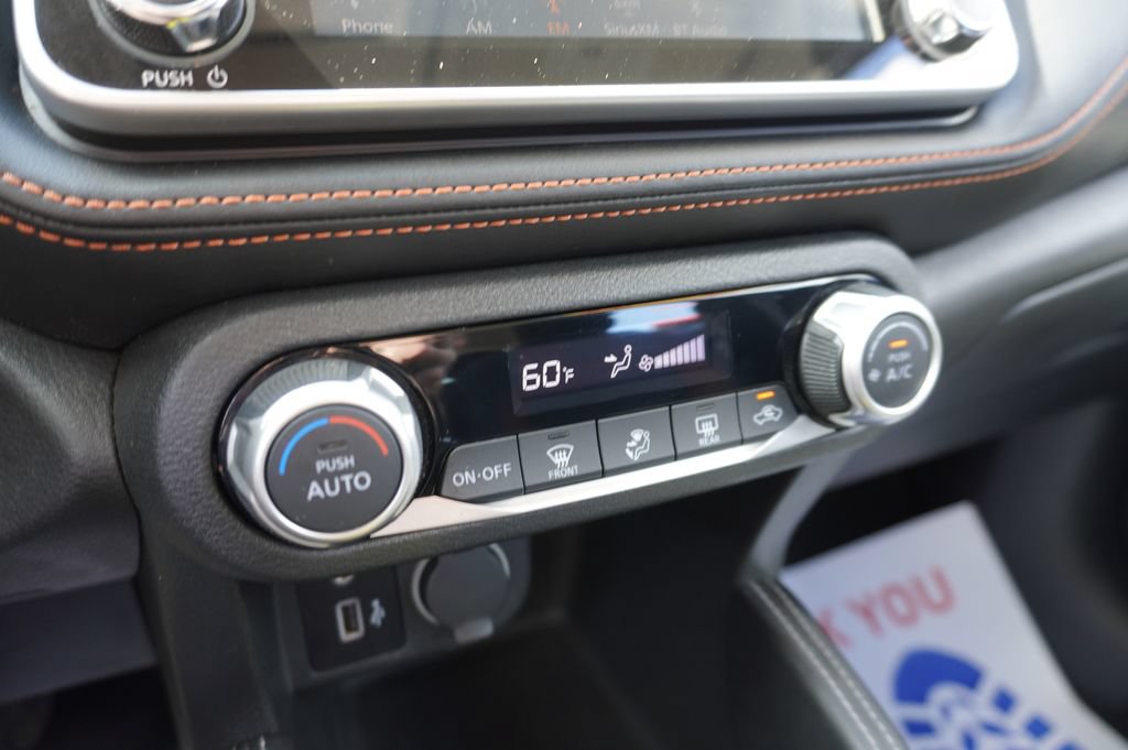 Used 2020 Nissan Kicks SR FWD image 17