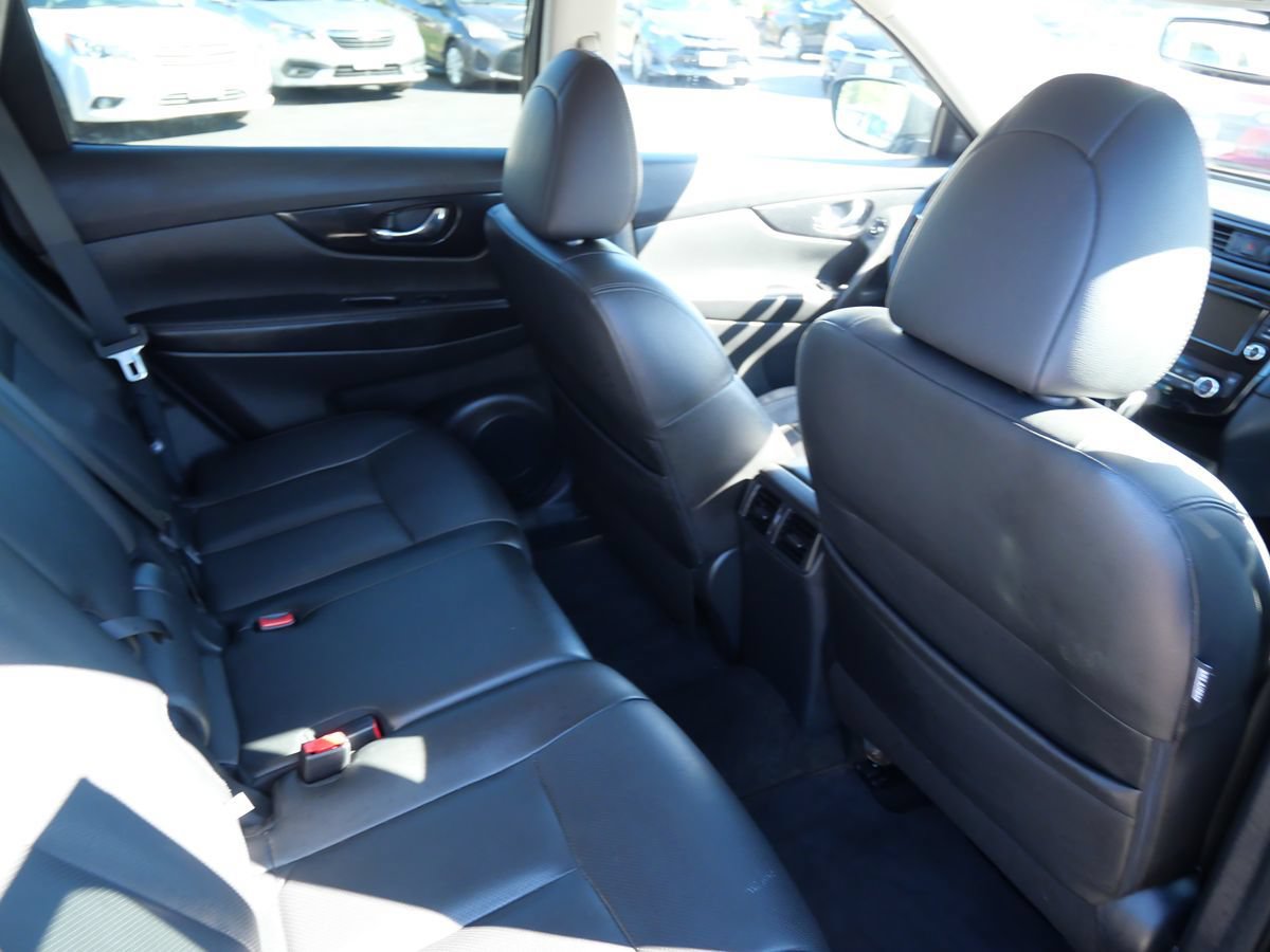 Used 2019 Nissan Rogue SL AWD/4WD image 21