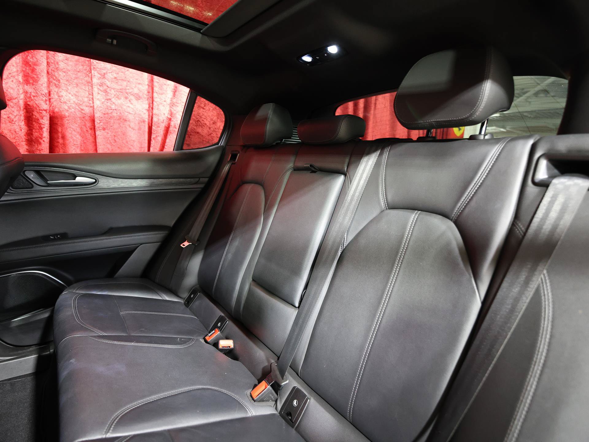Used 2022 Alfa Romeo Stelvio Sprint RWD image 14