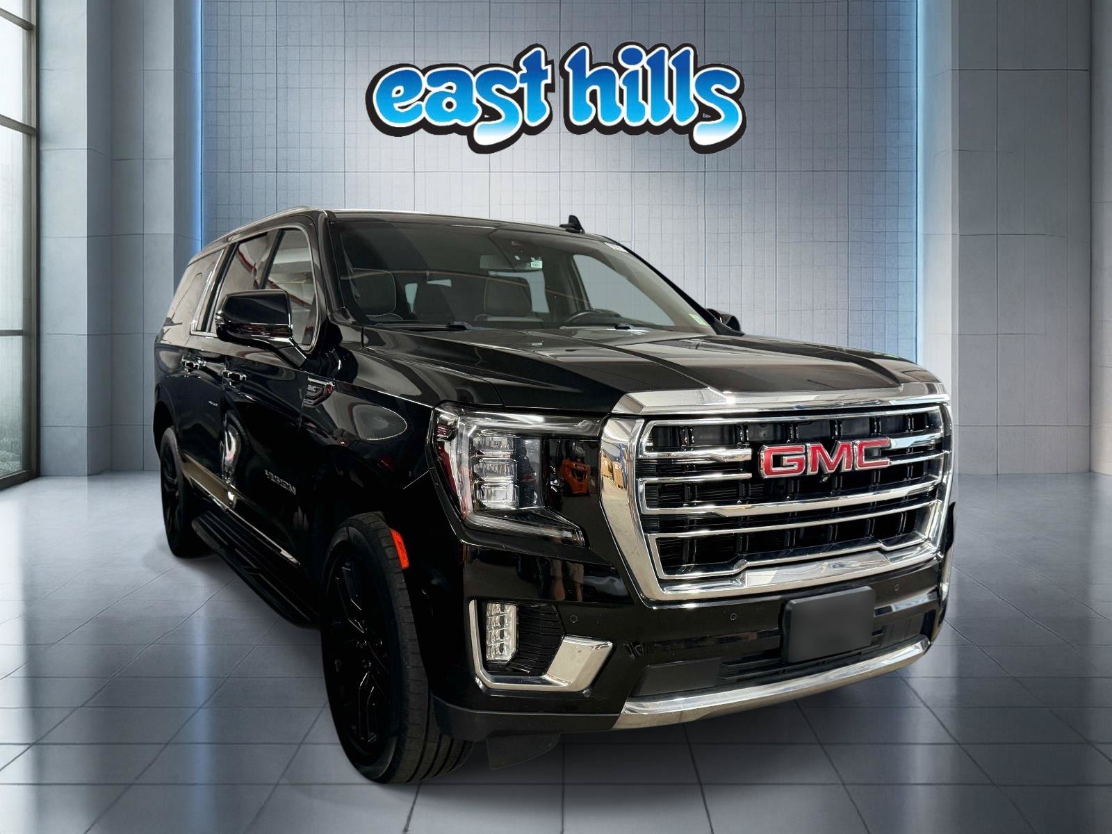 Certified 2023 GMC Yukon XL SLT w/ SLT Premium Package AWD/4WD image 1