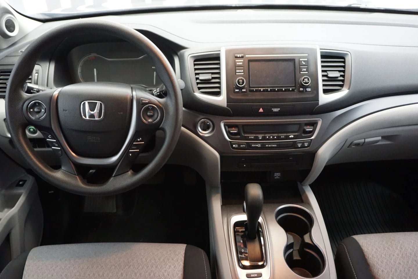 Used 2017 Honda Ridgeline RTS image 24