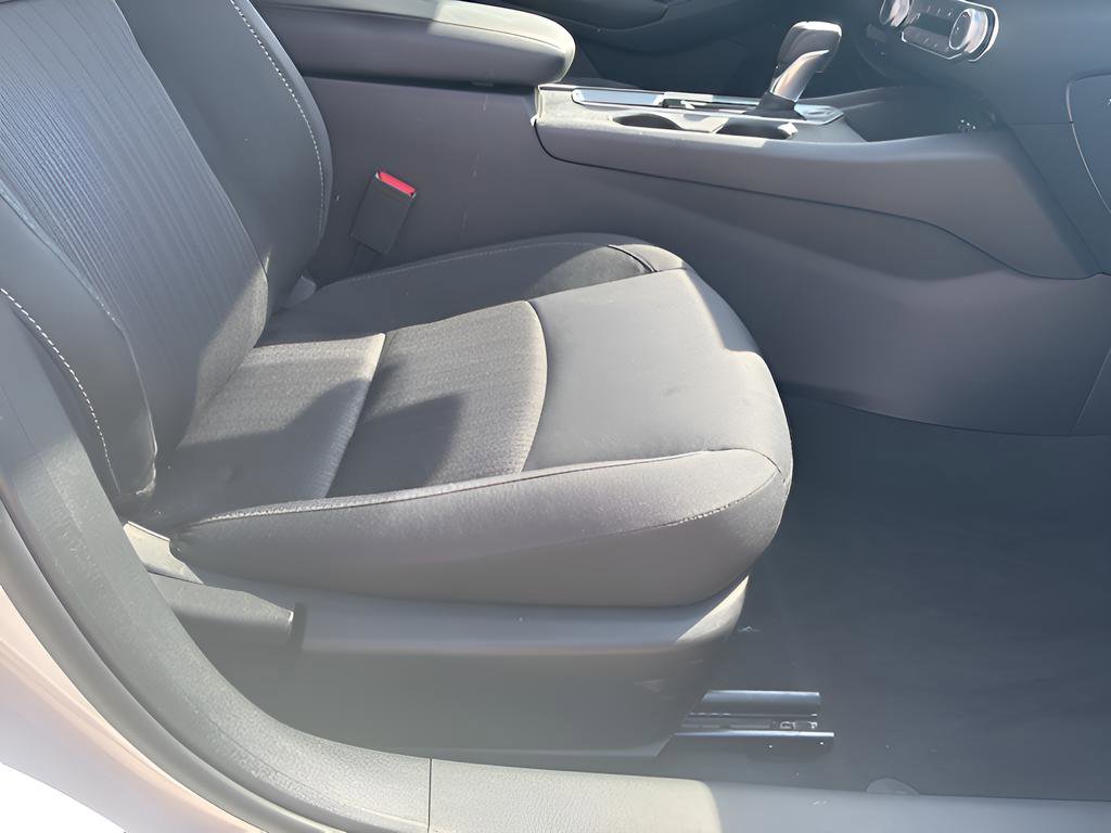 Used 2025 Nissan Altima 2.5 S image 11