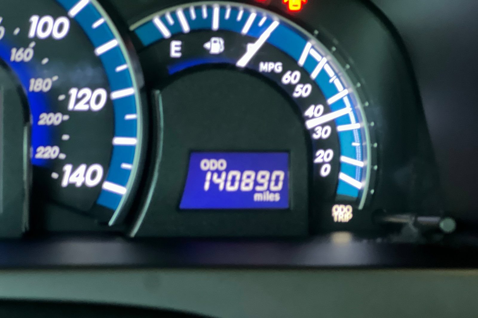 Used 2014 Toyota Camry LE FWD image 28