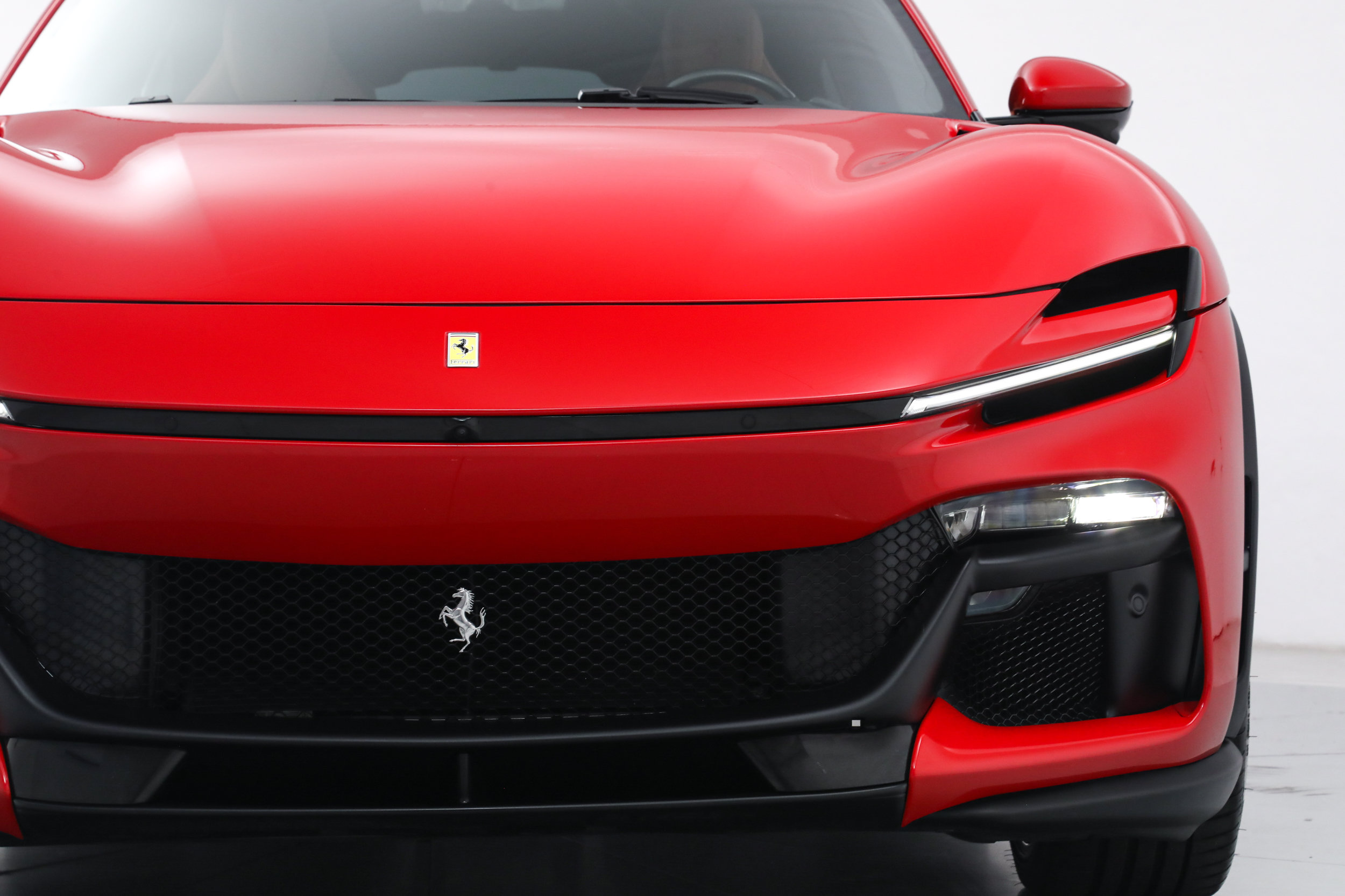 Certified 2026 Ferrari Purosangue AWD/4WD image 14