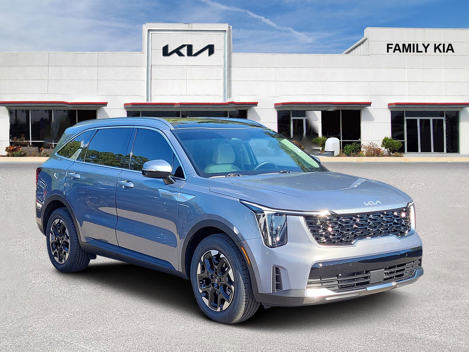 Certified 2025 Kia Sorento S w/ Panoramic Sunroof Package FWD image 1