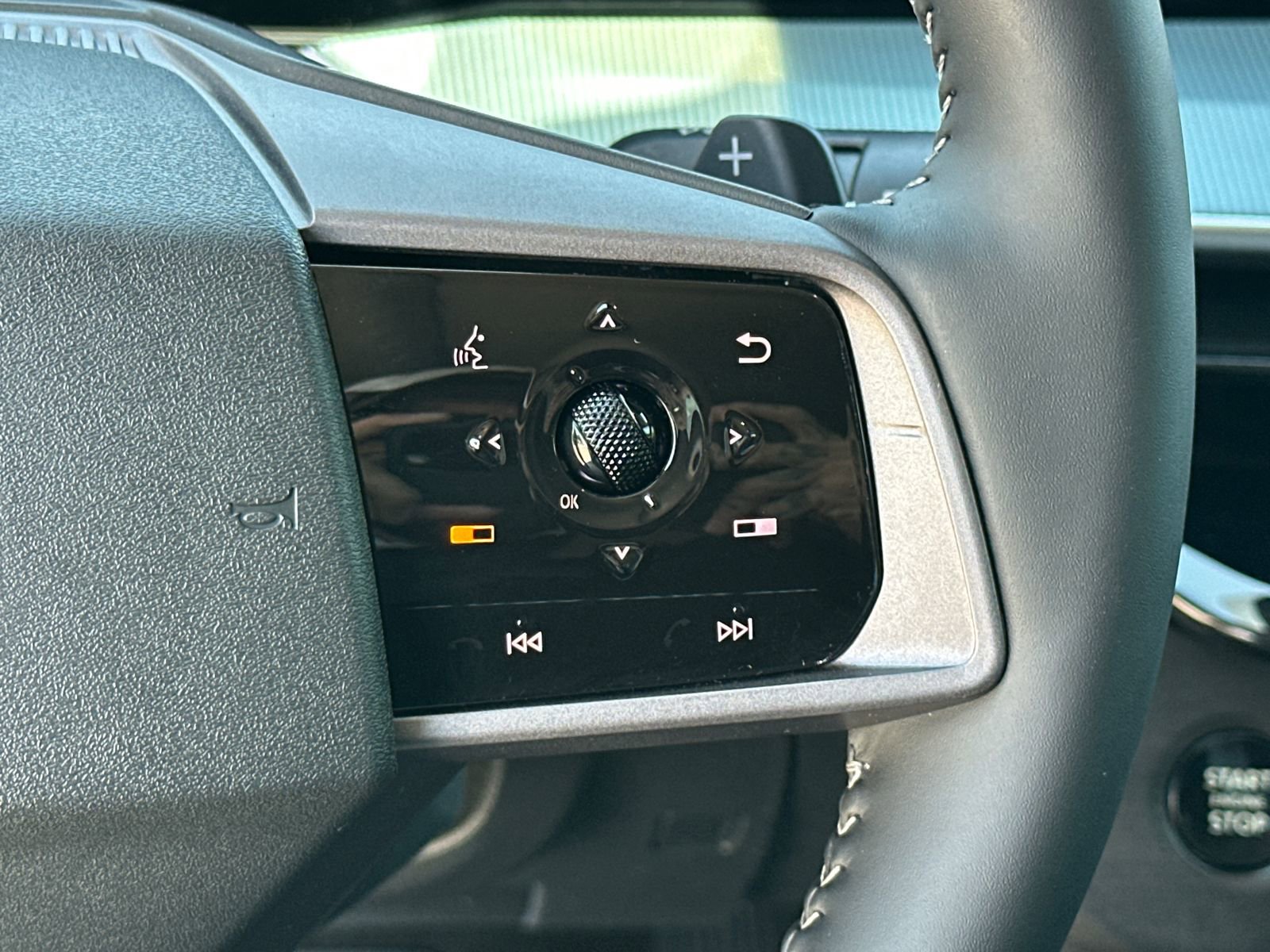 Certified 2025 Nissan Murano SL AWD/4WD image 25