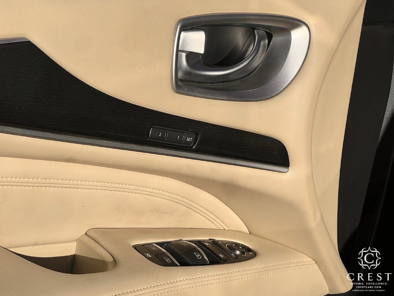 Used 2019 INFINITI QX60 Luxe w/ Essential Package FWD image 23