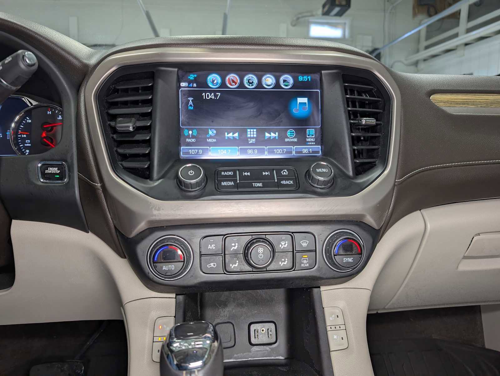 Used 2019 GMC Acadia Denali w/ Technology Package image 35